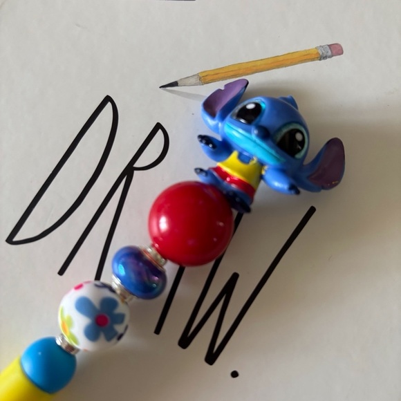 Disney Other - Disney Doorables: lilo & Stitch: Stitch summer handmade beaded pen